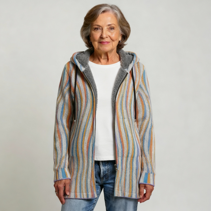 CHLOE | LUXURIOUS CARDIGAN WITH ARTISTIC INSPIRATION
